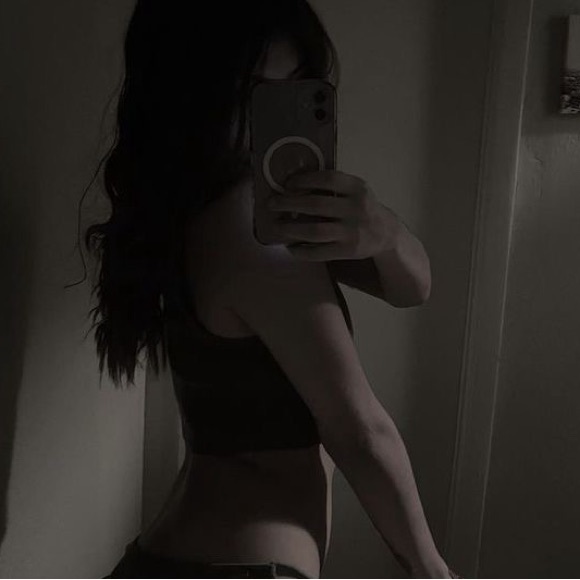 Meet your Posher, Paisleigh - Picture 1 of 1